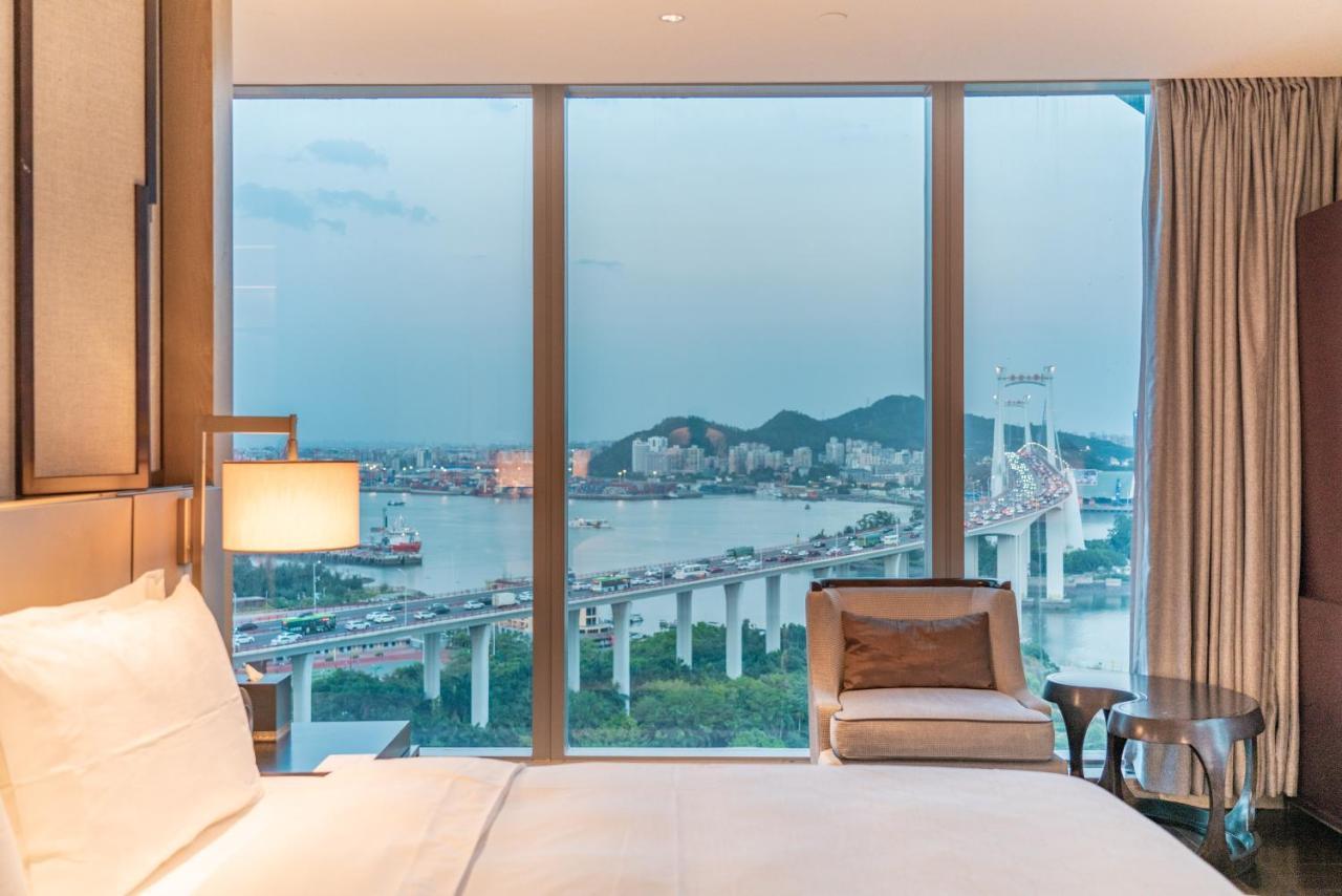 Hualuxe Xiamen Haicang Habour View Exterior photo